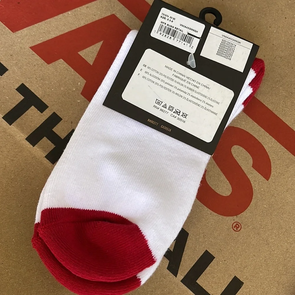 VANS “Off The Wall” Men’s socks